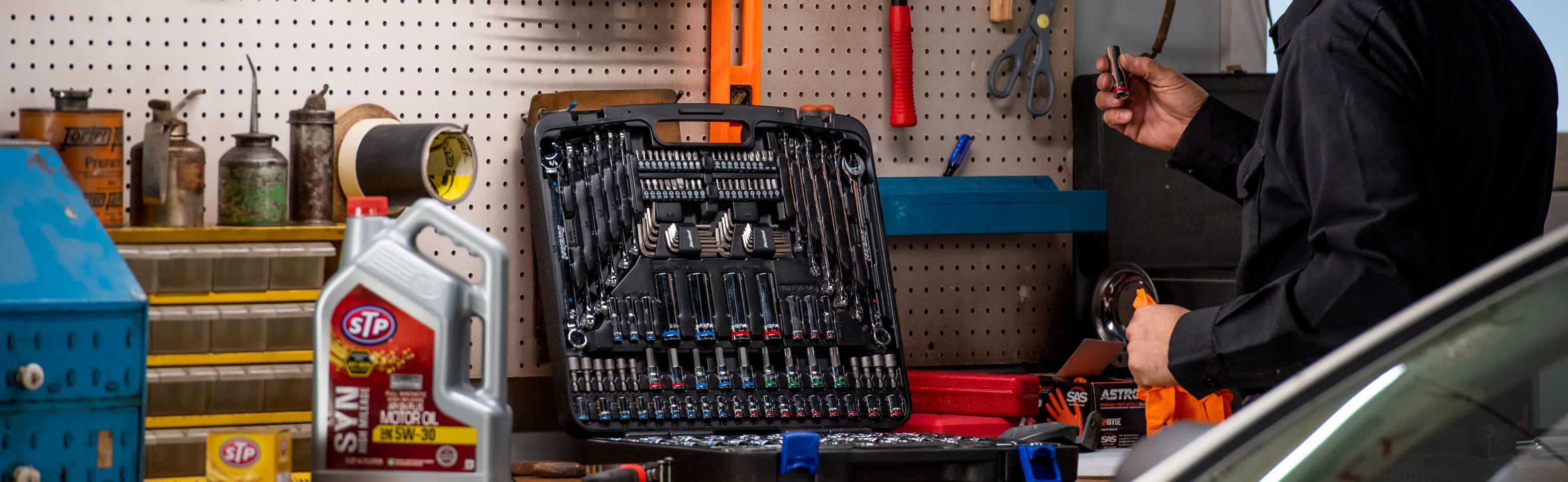 MECHANIC TOOL SETS