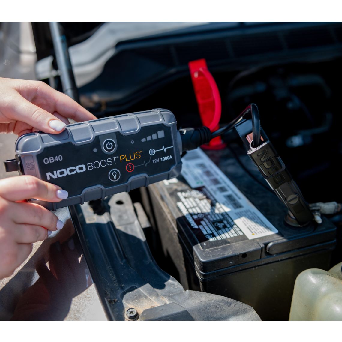 Portable jump on sale starter autozone