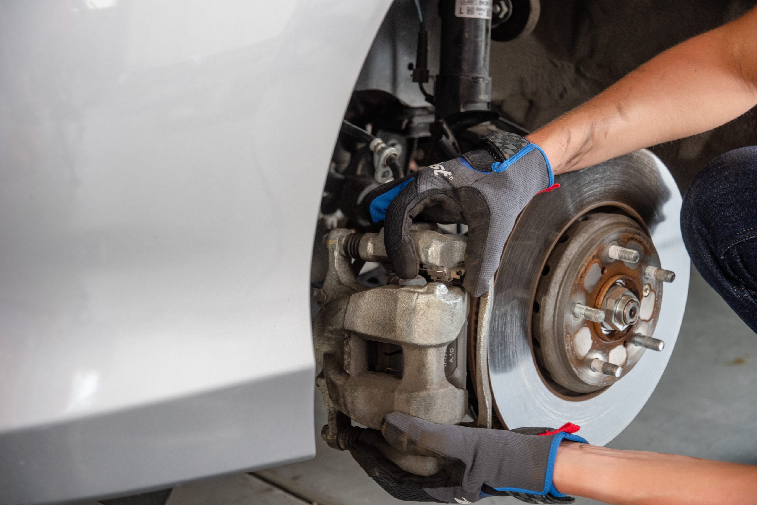 How Much to Change Car Brakes 