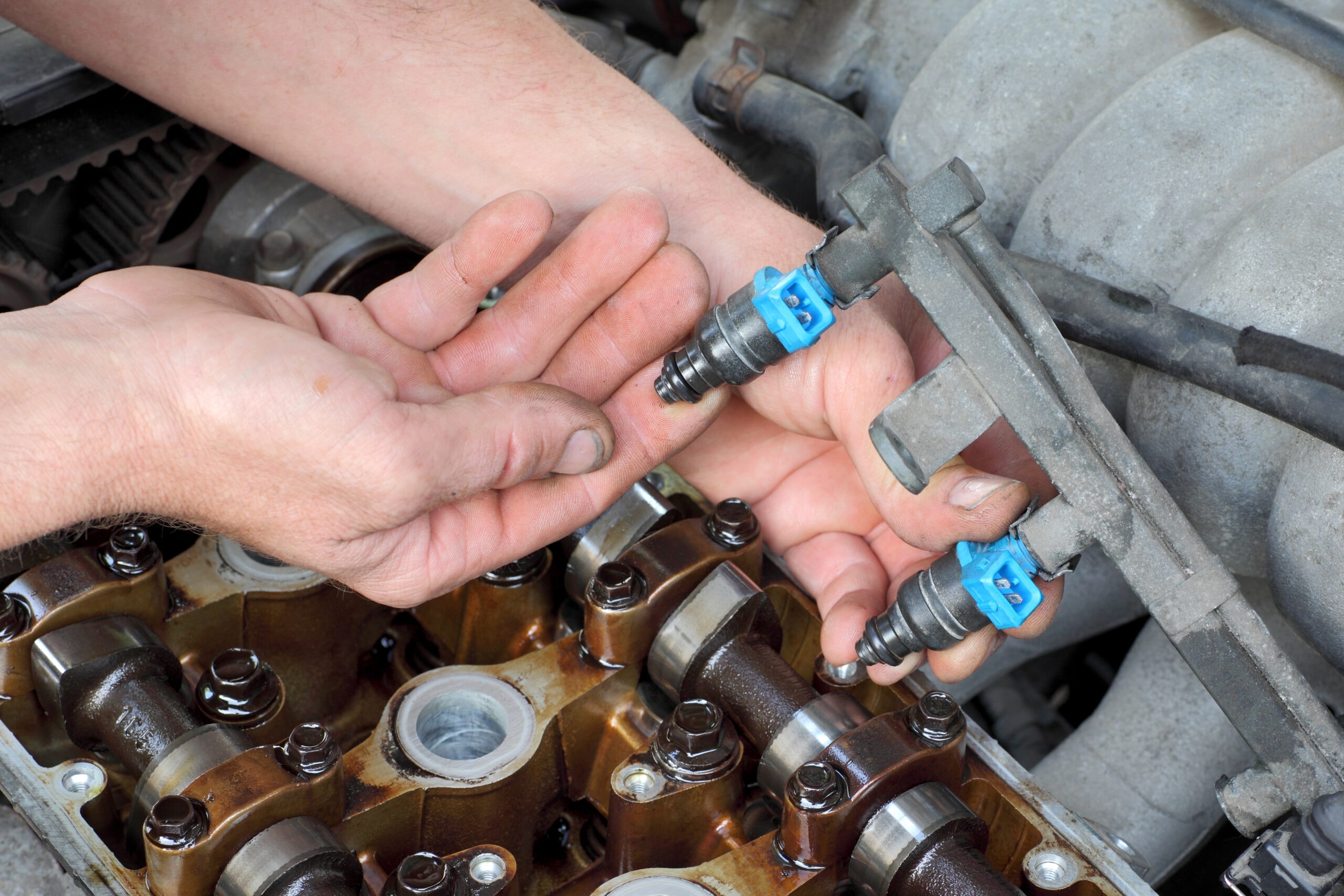 How To Clean Fuel Injectors - AutoZone, image size:2560x1707
