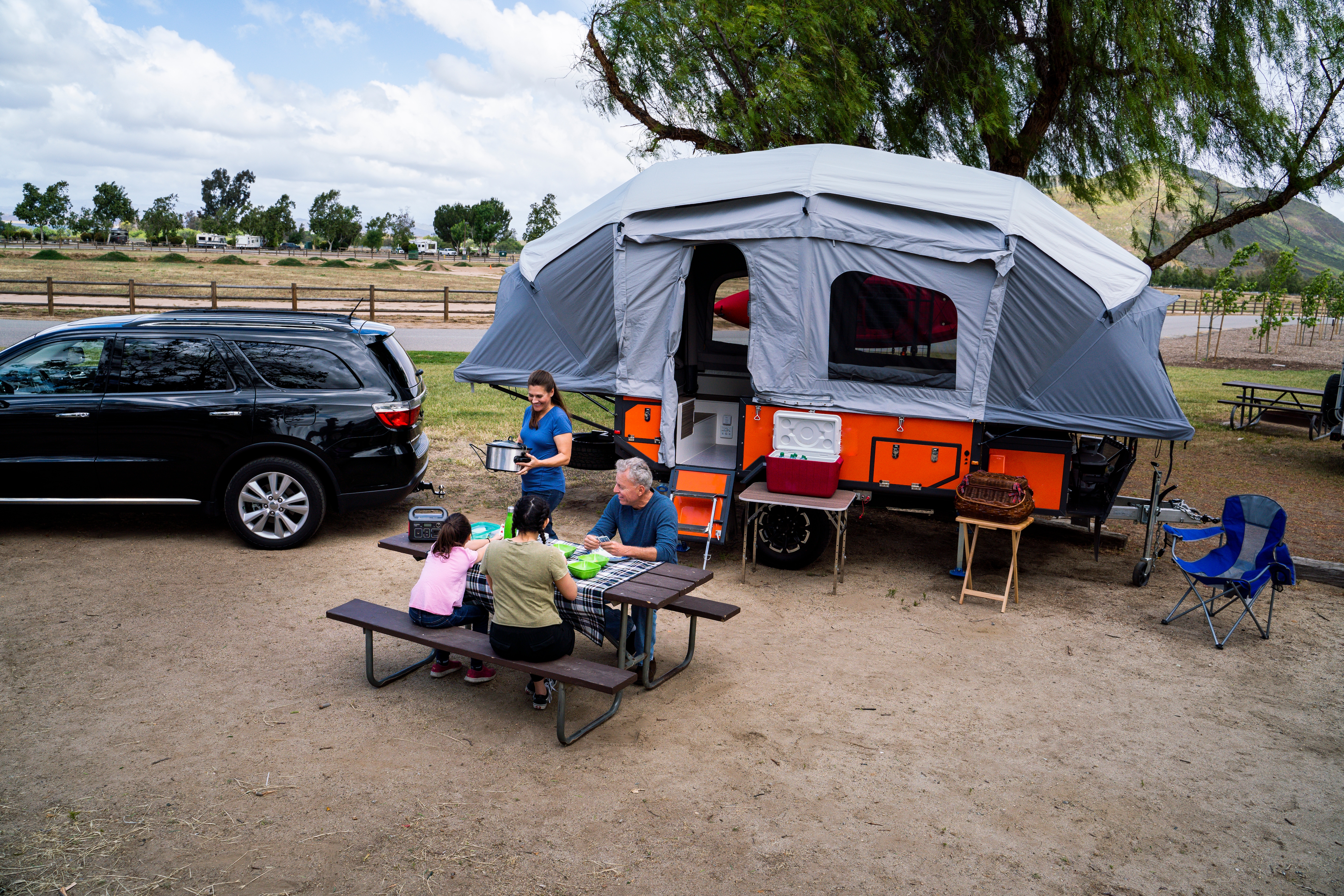 decathlon xl tent Quechua Arpenaz Family Camping 4 Person *Factory Seconds* Subcategory_Saco-Cuna Size:6'x10' Schlafsack mit Luftballons