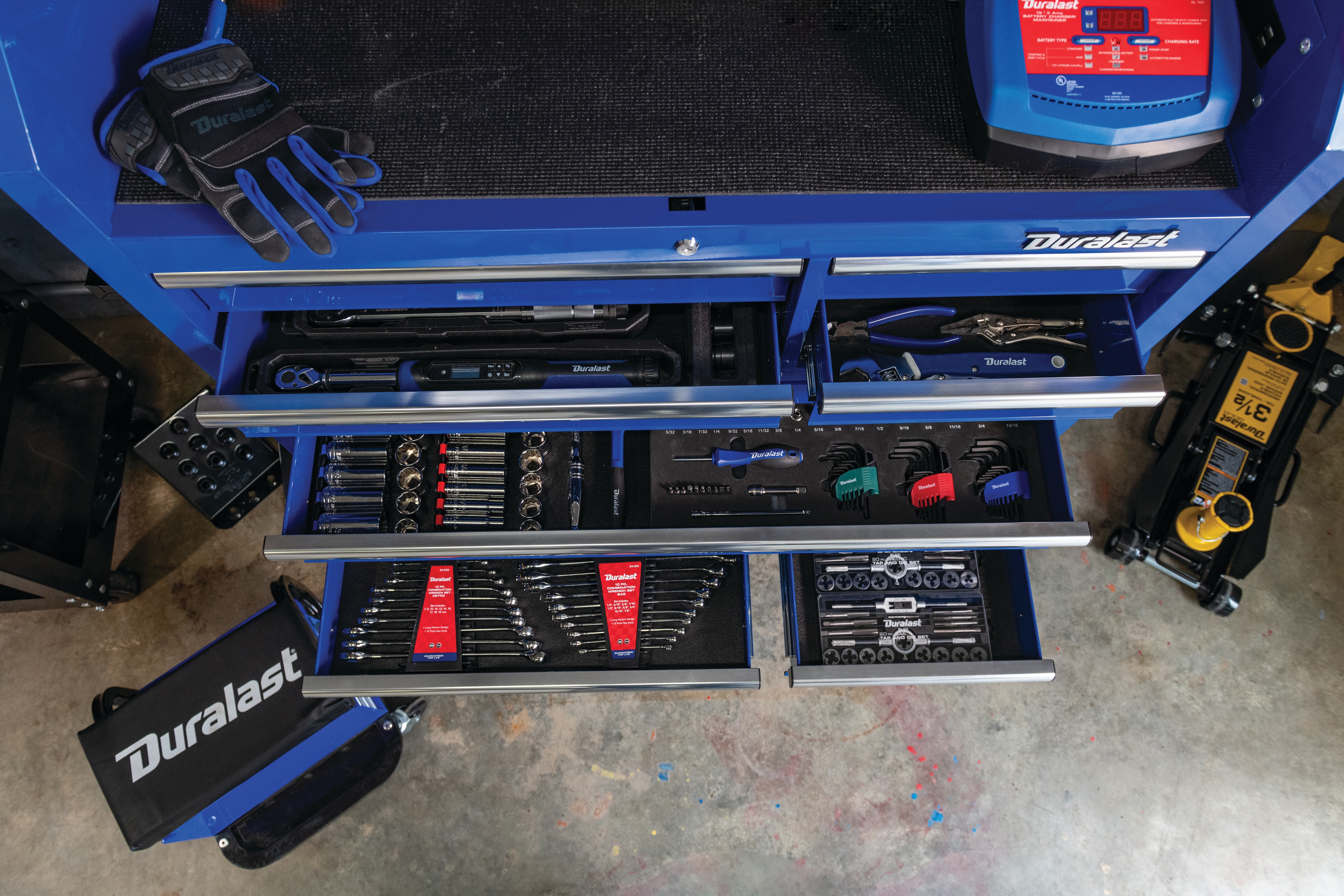 Person purchasing 90 piece Duralast mechanic's tool set