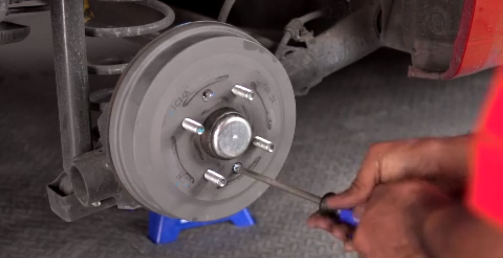 Replacing Drum Brakes How to Change Drum Brakes