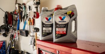 Motor Oil: What Do Grades Mean For Your Engine? - AutoZone