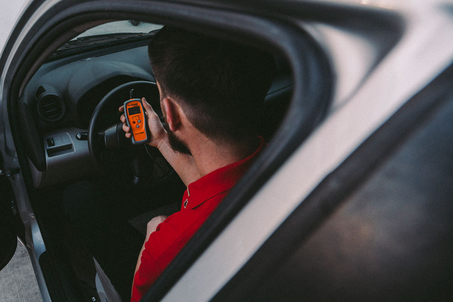 AutoZoner using a scan tool to diagnose code P0603