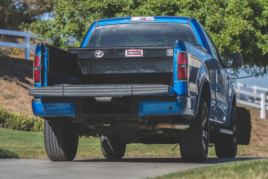 Best Tow Straps Guide: Choosing the Right Tow Straps - AutoZone