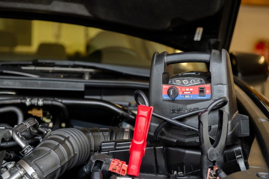 How to Use a Portable Jump Starter - AutoZone