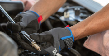 how to test a spark plug
