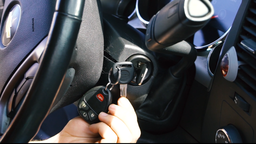 How Do Cars with Keyless Entry Work?