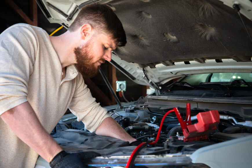 Can You Jumpstart a Car With a Bad Alternator? - AutoZone