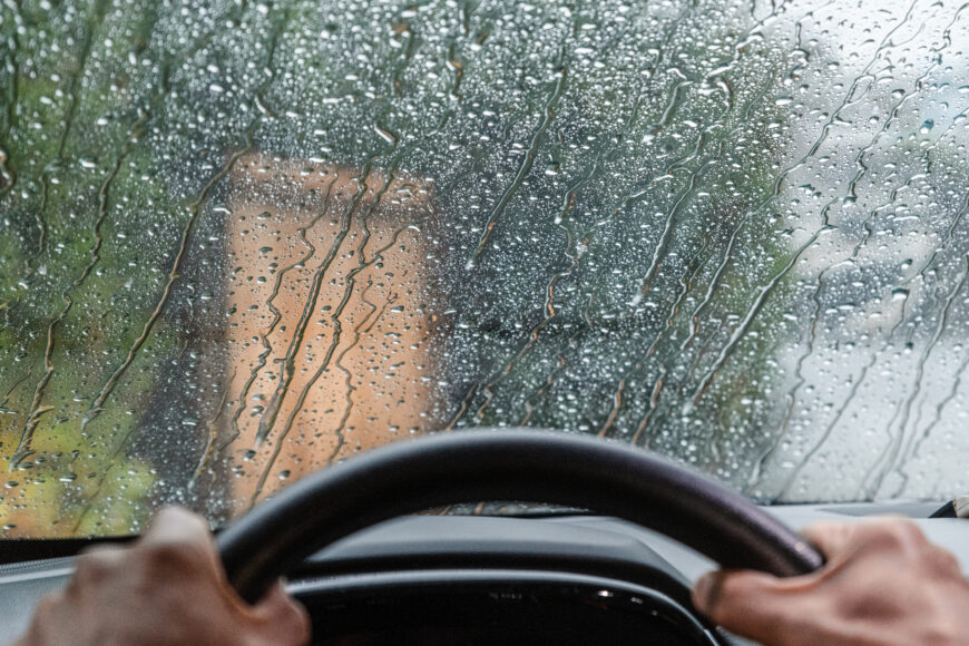 Windshield Won't Defog: Expert Solutions for Clear Visibility
