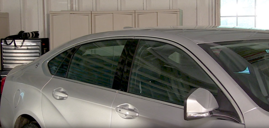 How Much Does It Cost to Replace a Car Window? - AutoZone