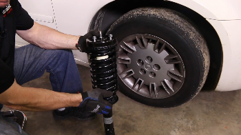 Image for How to Replace Shocks & Struts on a Chrysler 300